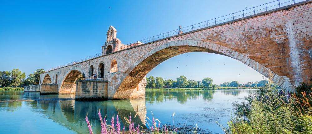 Les 5 Meilleurs Spots de Baignade à Découvrir près d'Avignon cet Été